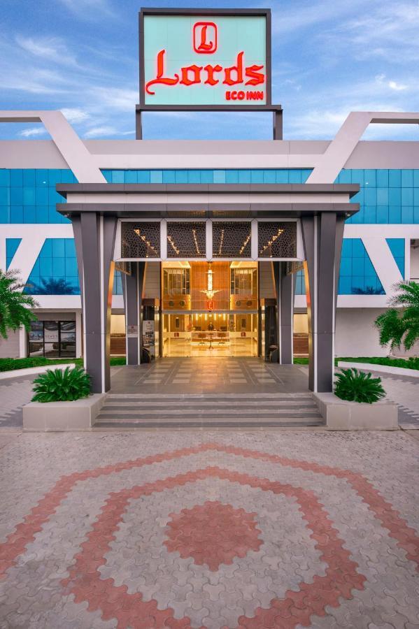 Lords Eco Inn Morbi エクステリア 写真