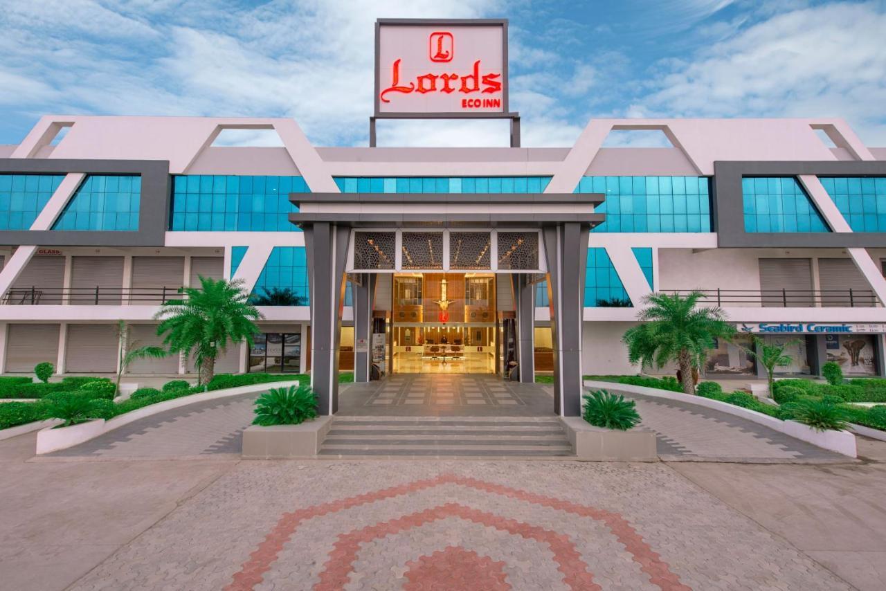 Lords Eco Inn Morbi エクステリア 写真
